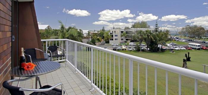 Main Beach Apartments Байрън Бей Екстериор снимка
